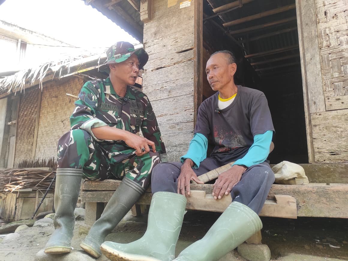 Setelah 30 Tahun, Bapak Entang Menanti Perubahan Rumah Melalui TMMD